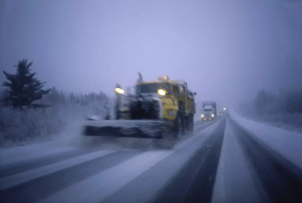 Idiot Driver Blows by Snowplows on Highway [VIDEO]