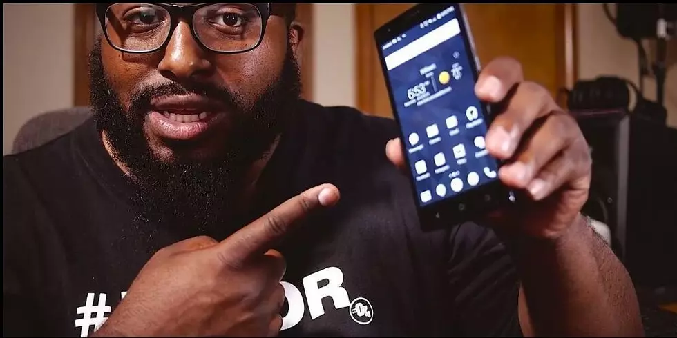Killeen Video Blogger Dookie The Tech Homie Shares Inexpensive Holiday Gifts