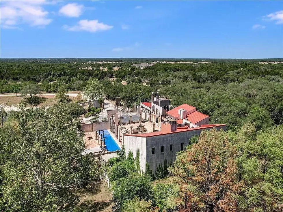 Can You Even Believe This Gorgeous House in Salado, Texas Exists?