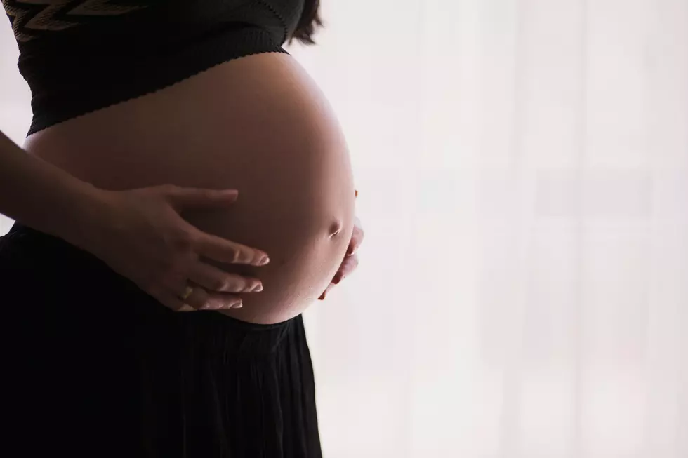 A New Healthcare Report Ranks Texas Near the Very Bottom for Having a Baby