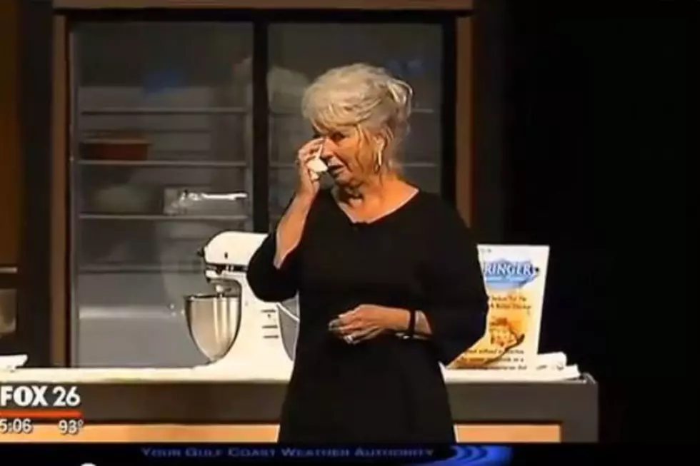 Watch Paula Deen Get Some Love During a Houston Cooking Convention