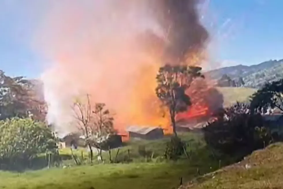 Explosion of Colombian Fireworks Facility Caught on Camera