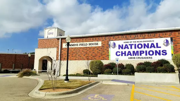 UMHB: NCAA Division III National Champions Return Home [PHOTOS]