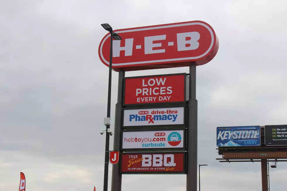 No, H-E-B is Not Banning People 16 and Under From Their Stores