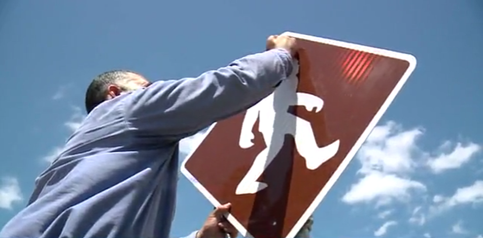 Signs warn of ‘Big Foot Crossing’ in Round Rock, Texas