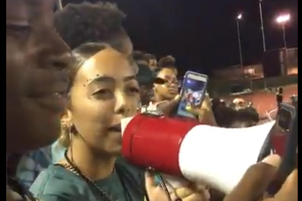 Killeen Teen Asks Boyfriend to Homecoming During Game at Leo Buckley Stadium