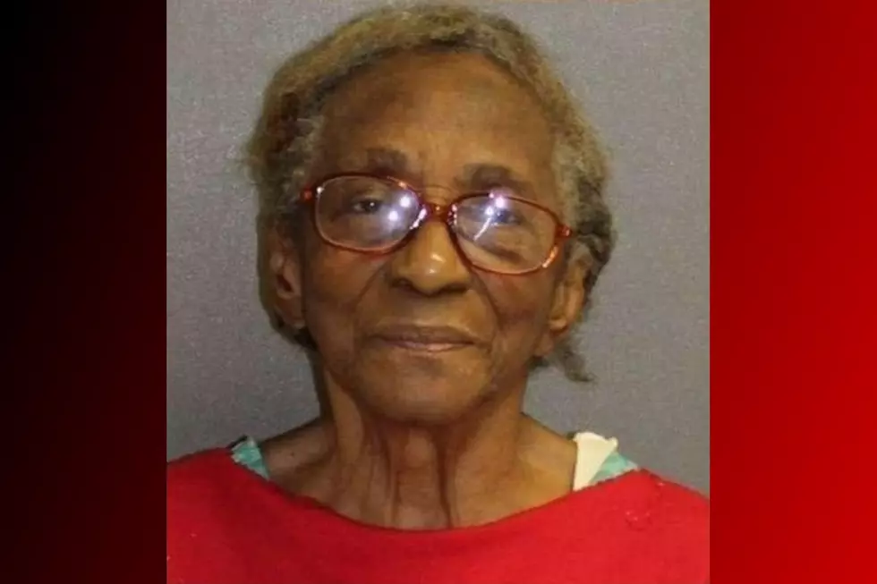 Florida Grandma Arrested for Slapping Lazy Granddaughter with Slipper