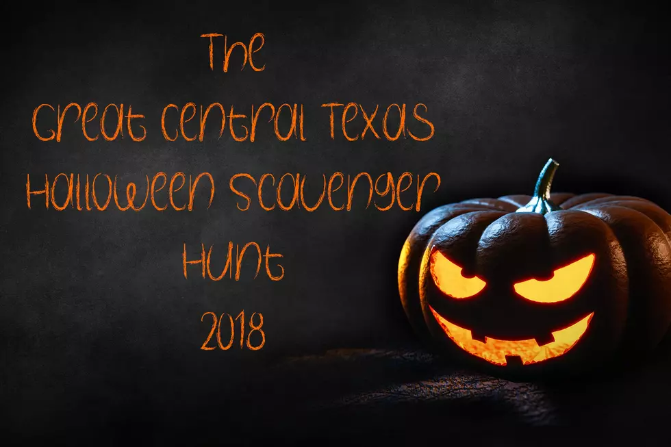 How to Play the Great Central Texas Halloween Scavenger Hunt with the US 105 App