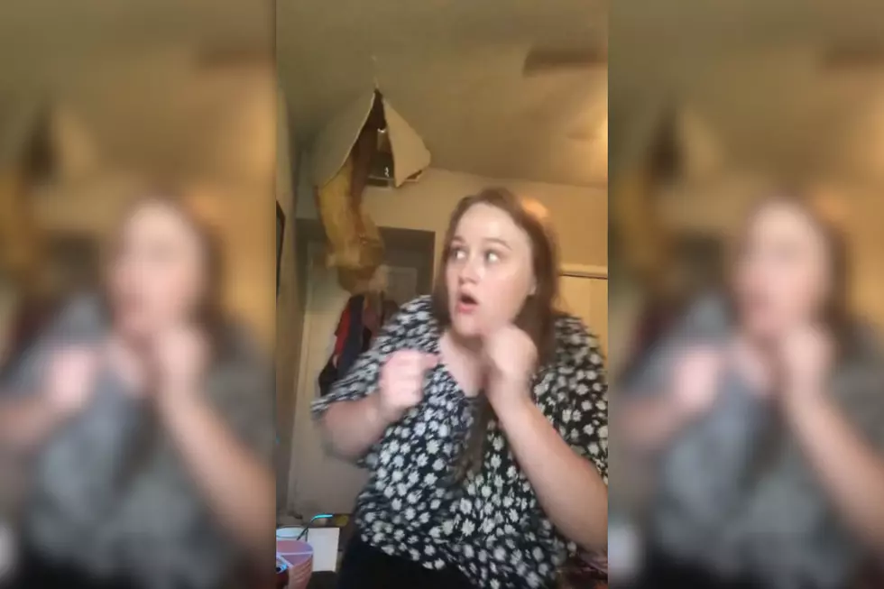 Texas Teen&#8217;s Mom Falls Through Ceiling During TikTok Video