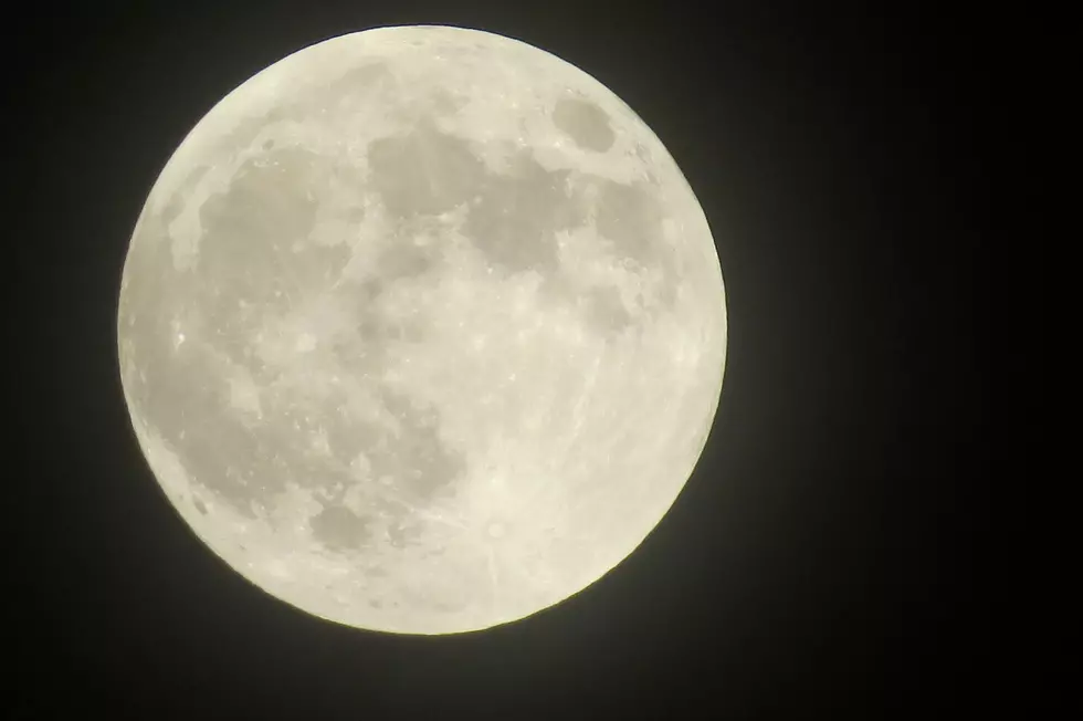 Texas Will Be Treated to a Beautiful Supermoon Monday Night