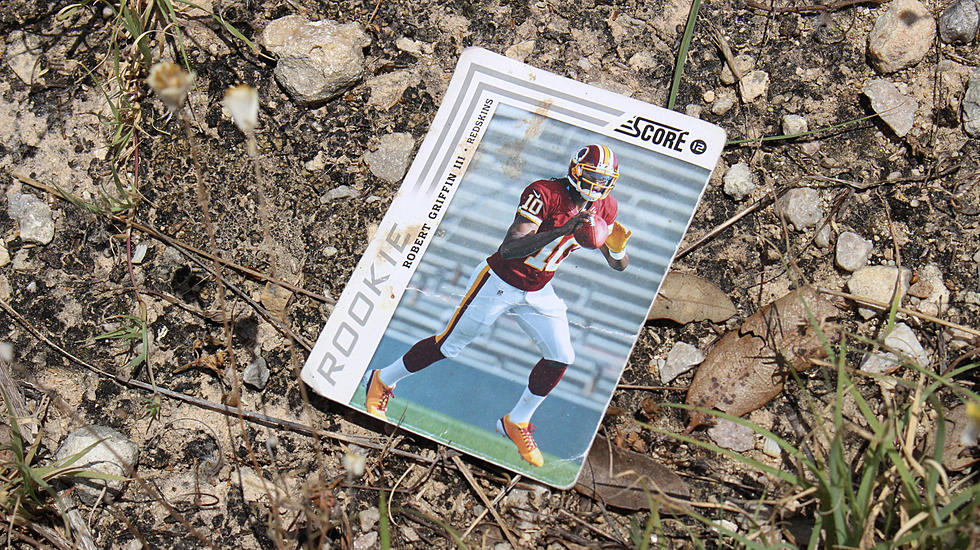 Did Someone Leave an RG III Rookie Card at the Belton Dam for a Good Reason?