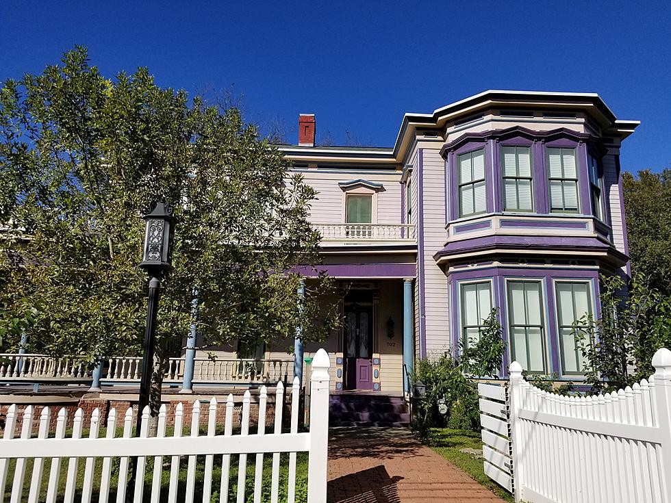 What&#8217;s Inside the Beautiful Historical Penelope House in Belton?