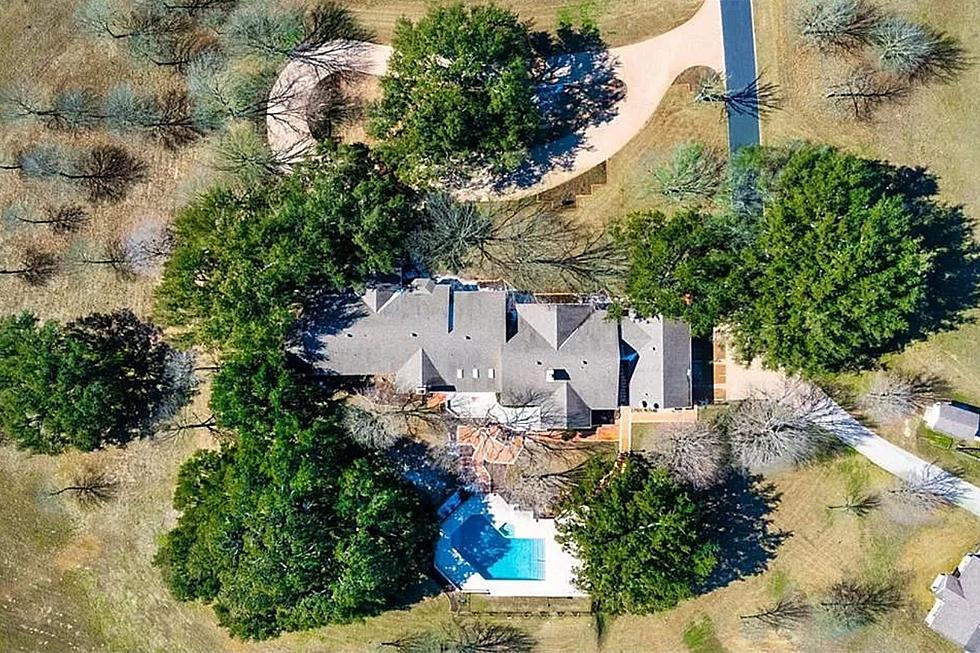 Why the Most Expensive House in Belton, Texas is Perfect For Parties