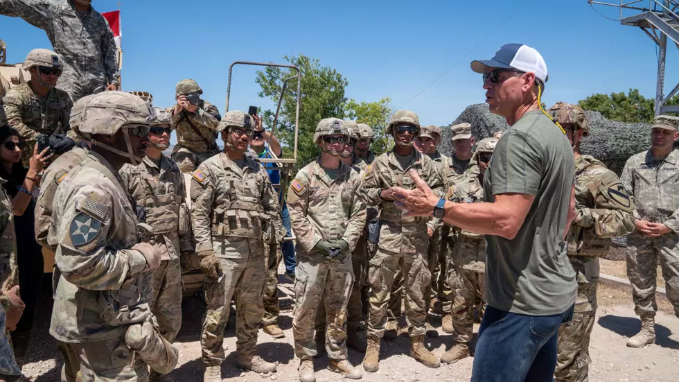 Dallas Cowboy Hall of Fame QB Troy Aikman Visits Fort Hood