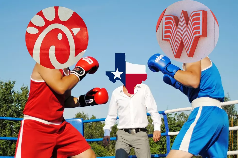 Chick-Fil-A vs Whataburger &#8211; Who&#8217;s Tops in Texas?