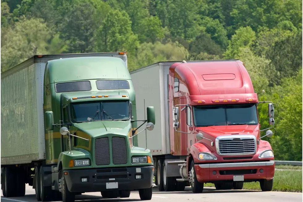 Houston, Texas Man Dies After Dancing On Top Of Moving 18-Wheeler