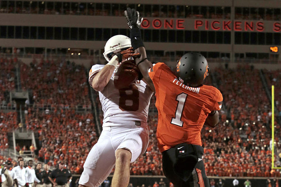 Horns Use Late TD To Edge Oklahoma State