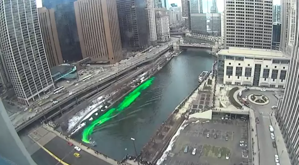 Watch the River in Chicago Get Turned Green For St Patrick’s Day