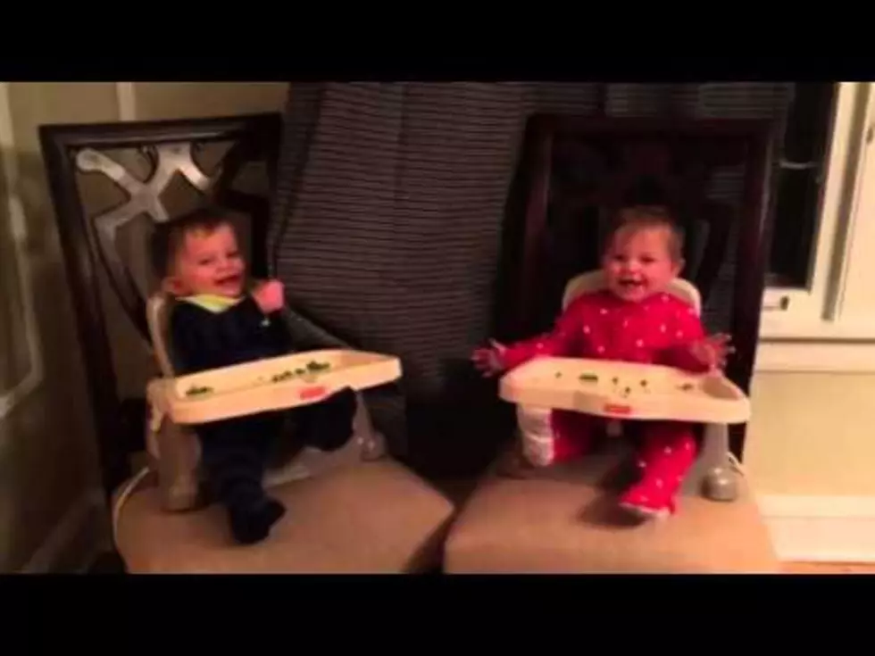 Twin Babies Playing Peekaboo With Each Other Will Melt Your Heart