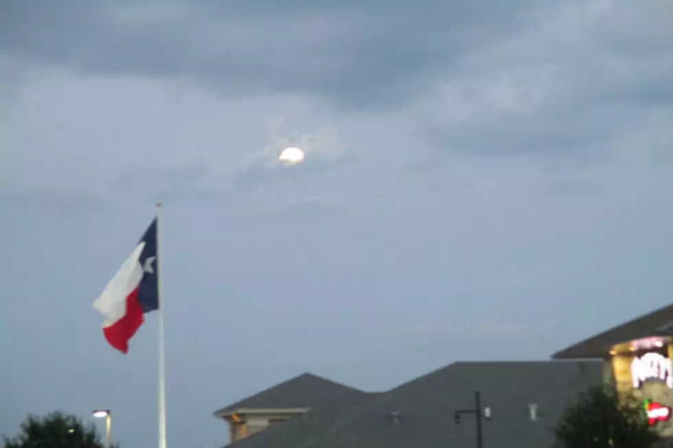 Pictures of the Strawberry Moon Over Texas Last Night
