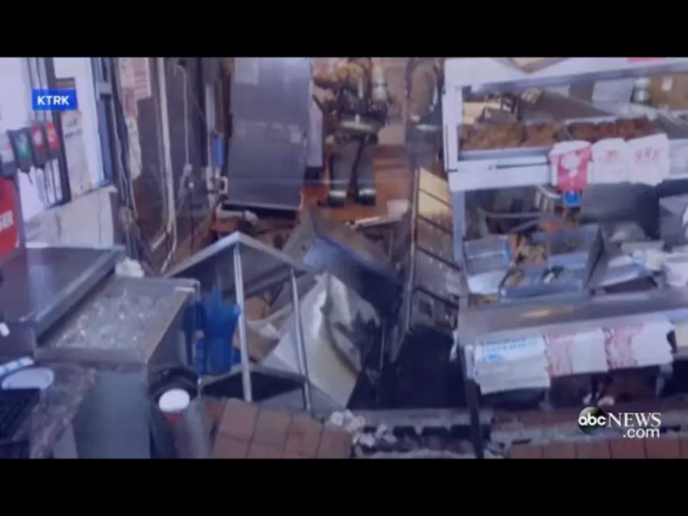Customers Save Employees When Texas Church’s Chicken Floor Collapses