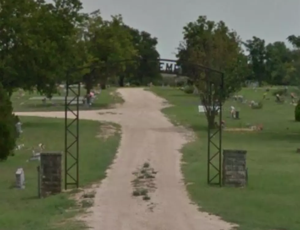 Explore the Cemetery From the ‘Texas Chainsaw Massacre’