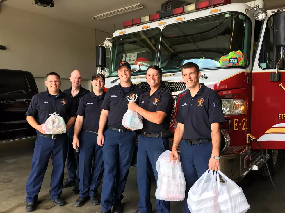 Free Lunch Friday Brings Blazing Good Barbecue for Temple Firefighters