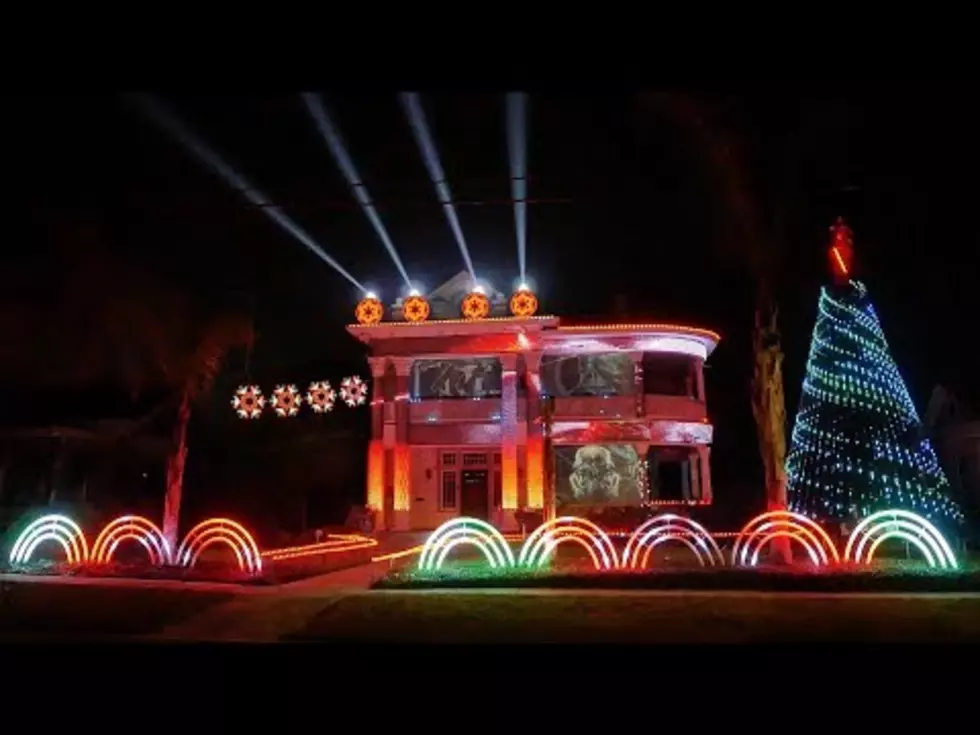 Star Wars House in San Antonio Lights Up Christmas