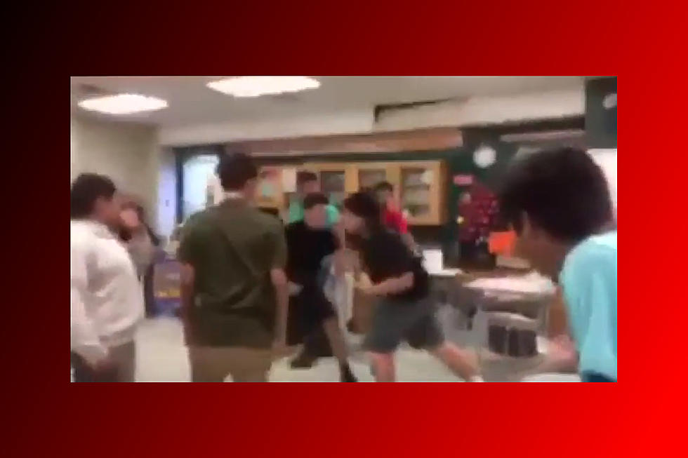 Video of Teacher Allowing Students to Fight is Trending