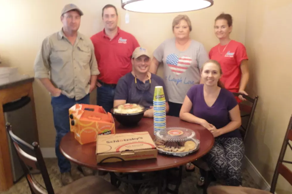 Amos Electric Wins Free Lunch from Schlotzsky’s and KTEM