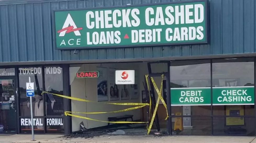 SUV Crashes Into Ace Cash Express in Temple