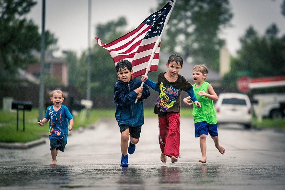 Houston Photographer Shares Inspirational Photos of Children at Play After Hurricane Harvey