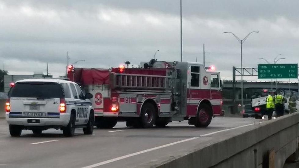 Rollover in Waco on I-35 Causes Northbound Lane Closures