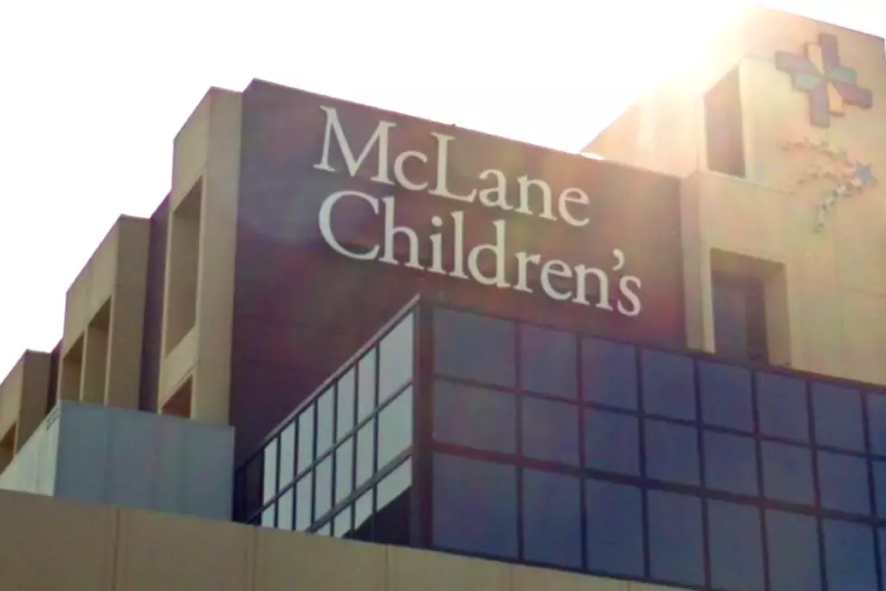 Christmas Tree Lighting at McLane Children&#8217;s Medical Center in Temple Tuesday Evening