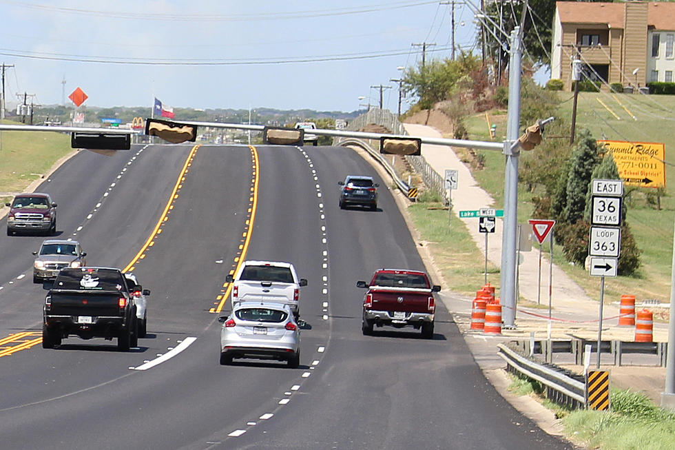 Expect More Stops in West Temple as New Traffic Lights are Installed on Airport, West Adams