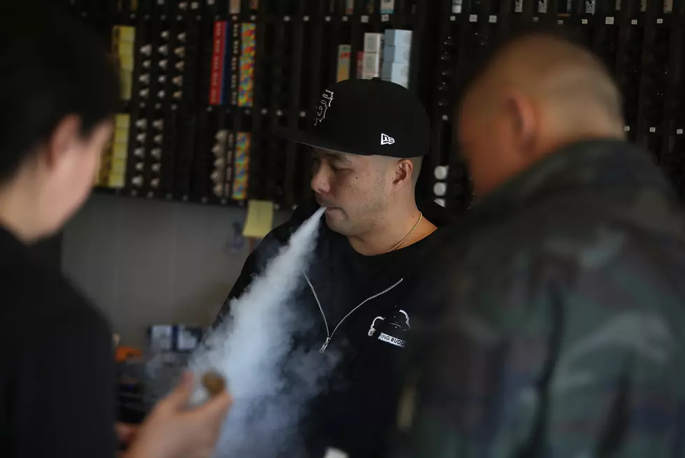 Us Officials Call Teen Vaping ‘Epidemic,’ Weigh Flavor Ban