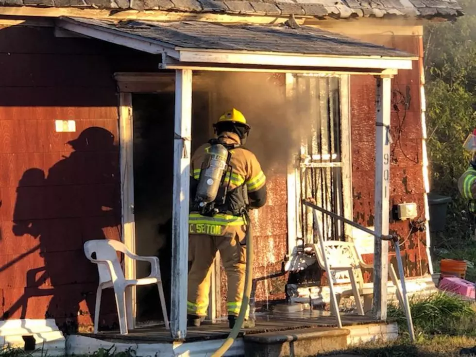 House Fire Displaces 2 in Temple