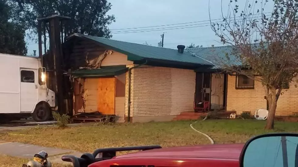 Killeen Fire Damages Home Early Tuesday Morning 