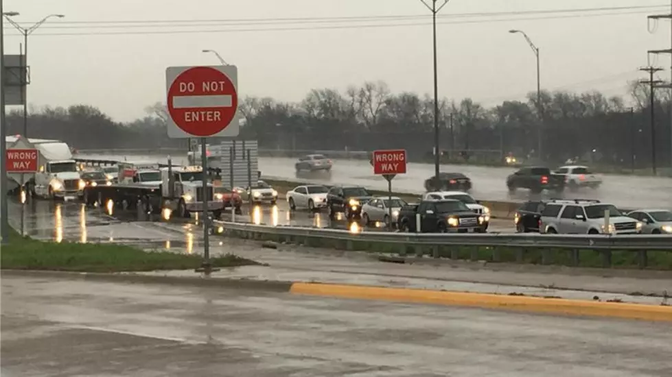 Wet Central Texas Weather Leads to Crashes on I-35