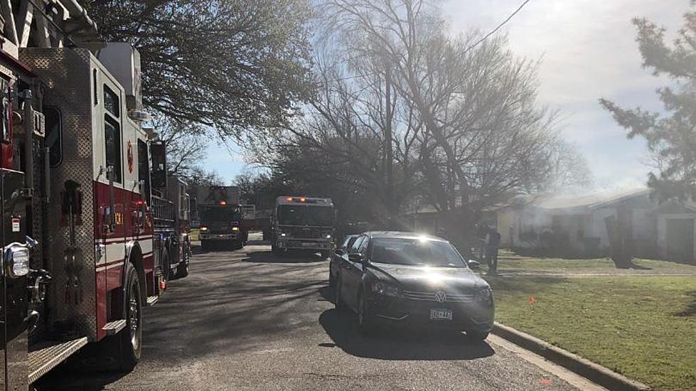 Multiple Fire Departments Respond to Lacy Lakeview House Fire