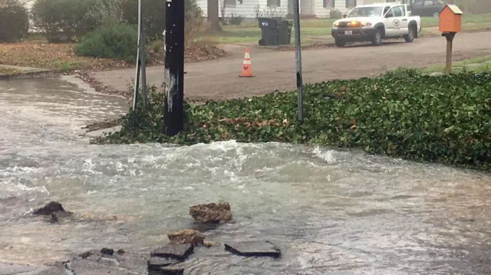 Main Break in Waco Floods Streets