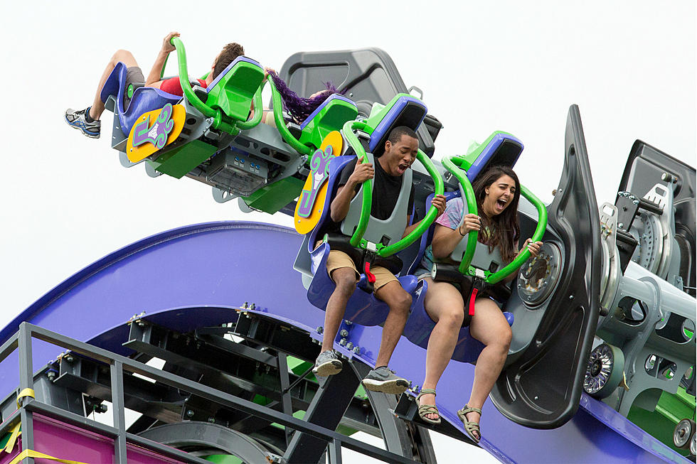 6 Flags Over Texas Tickets&#8230;.You want them?? Download the B106 App!