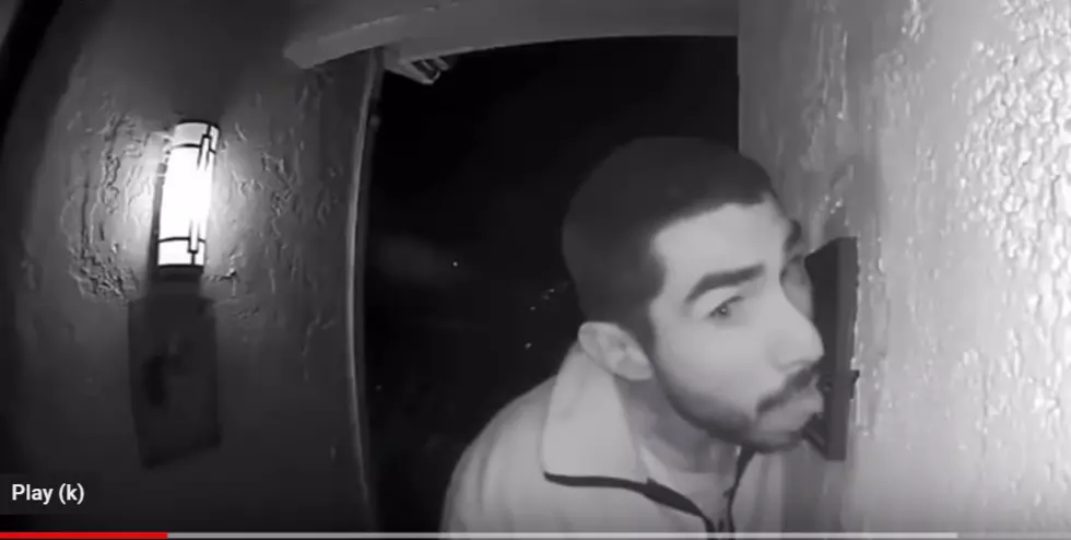 Weird dude licks stranger&#8217;s doorbell for 3 hours bro..you did NOT read that wrong!