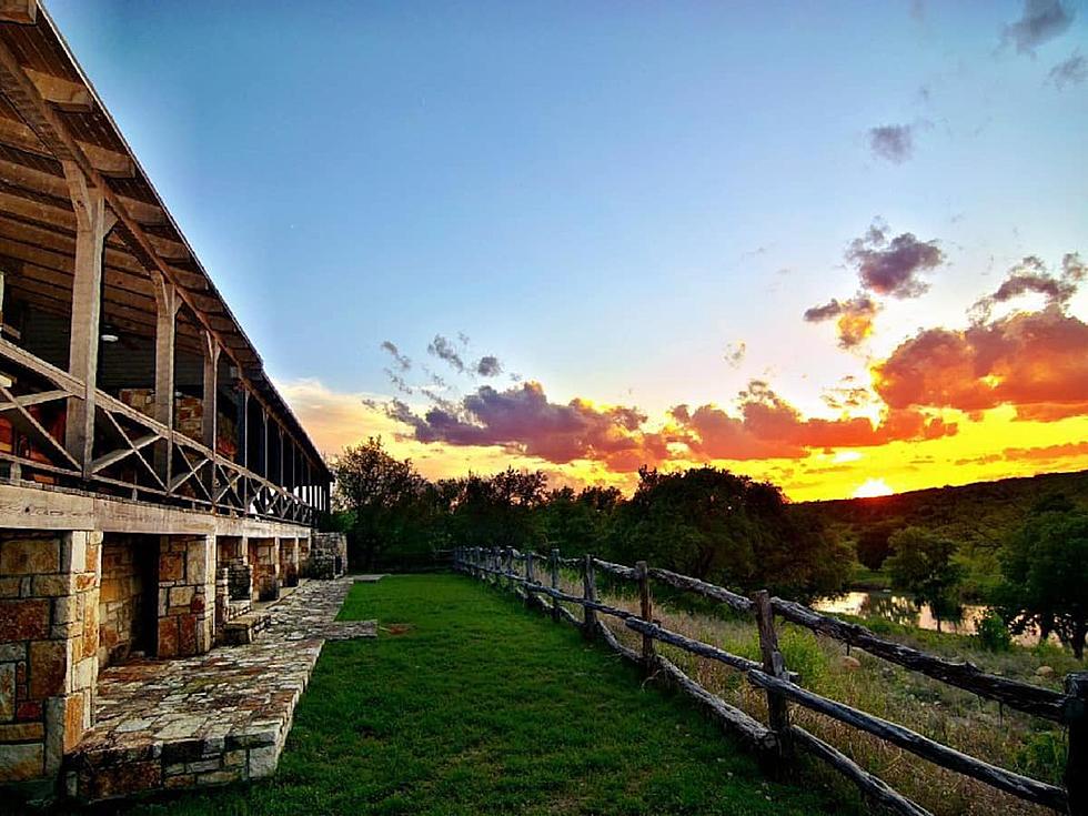 There’s a Texas-Sized 1,000 Acre Ranch for Rent on Airbnb