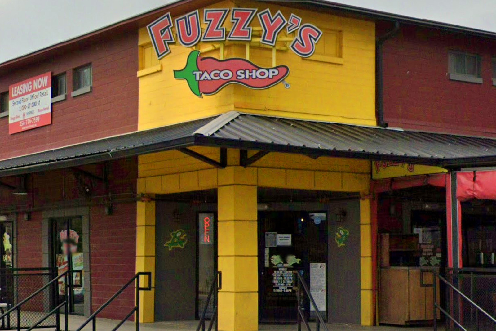 Gunshots Rang Out During a Fight at Fuzzy s Taco Shop in Waco