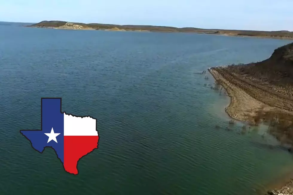 This Unique Texas Lake Is The Deepest And Actually Clearest