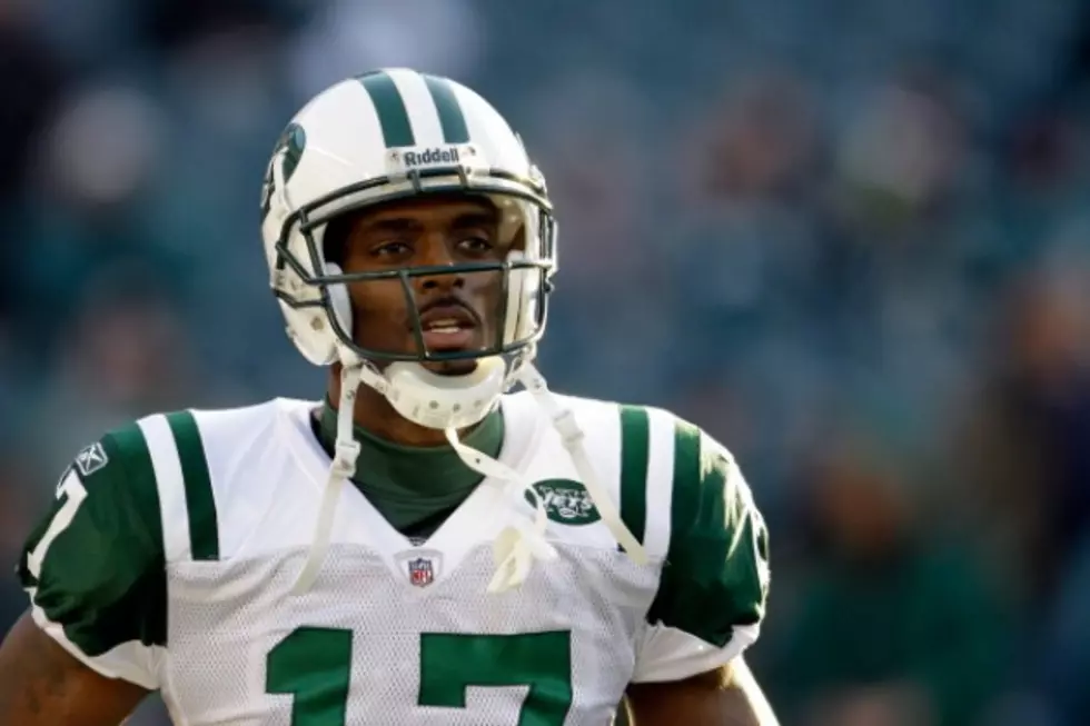 Patriots Reportedly Work Out Plaxico Burress