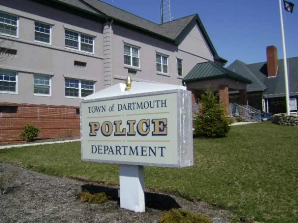 Dartmouth Cumberland Farms Robbed