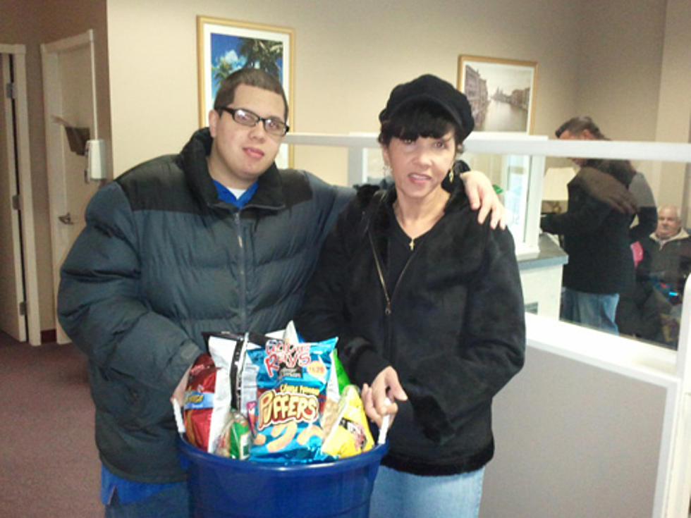 Karen Lopez Wins the Super BIG Bowl of Snacks