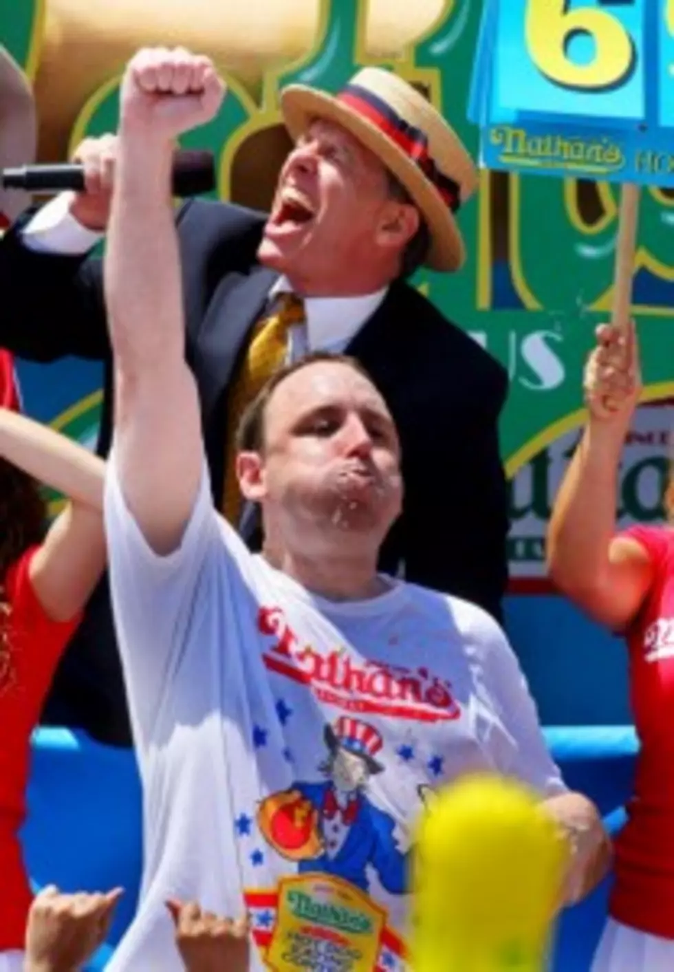 Joey Chestnut Eats His Way to Seventh Nathan&#8217;s Hot Dog Eating Contest Win